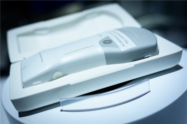 GE醫(yī)療攜尖端科技亮相第五屆進博會 中國首發(fā)首展新品備受矚目 GE醫(yī)療攜尖端科技亮相第五屆進博會 中國首發(fā)首展新品備受矚目