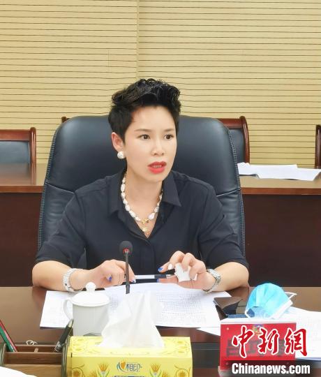 寧德市政協(xié)委員交流發(fā)言?！埿≤?攝