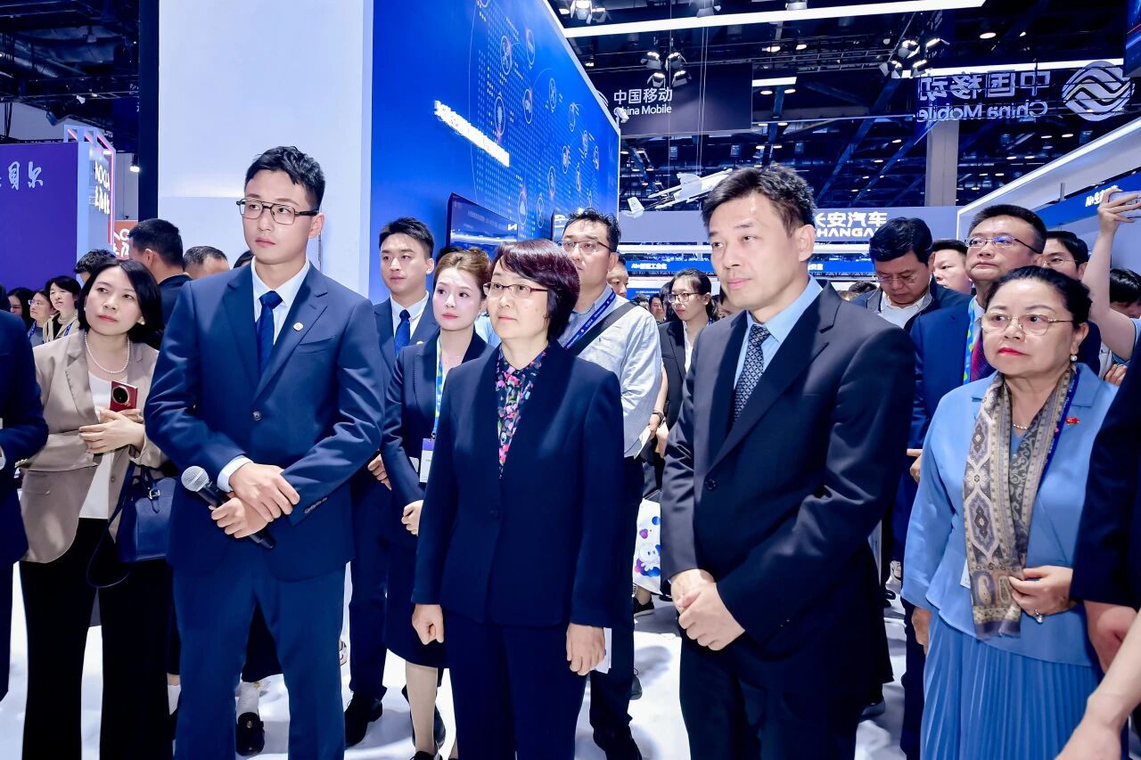 微信圖片_20250925170633.jpg 微信圖片_20250925170633.jpg